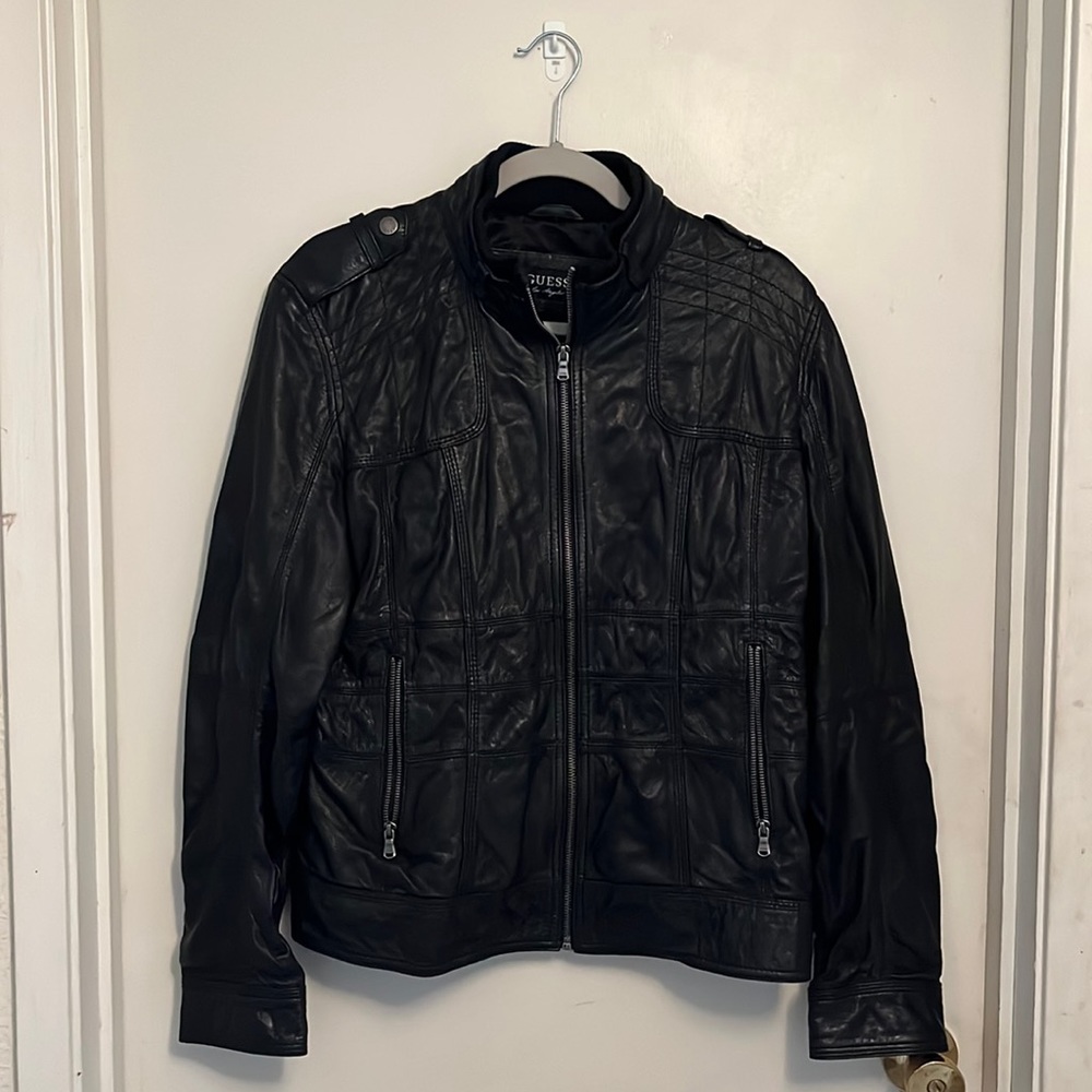 Black Guess size L